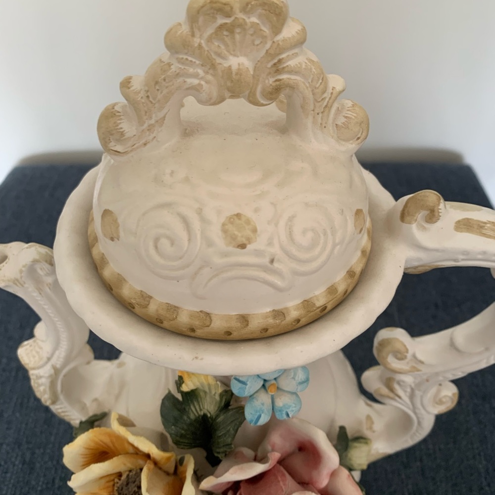 Beautiful Pitcher - Picture 6 of 8